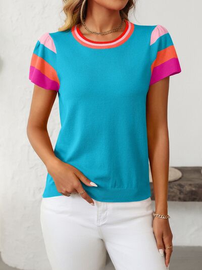 Mandy contrast round neck short sleeve knit top.