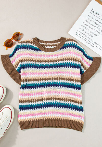 Contrast round neck short sleeve sweater.