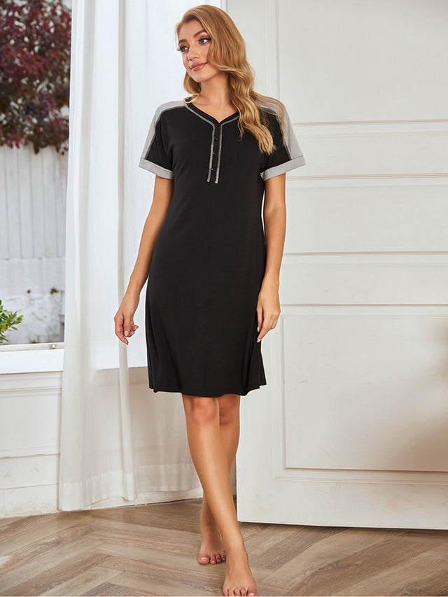 Contrast Stitching Contrast Short Sleeve Dress with Buttons.