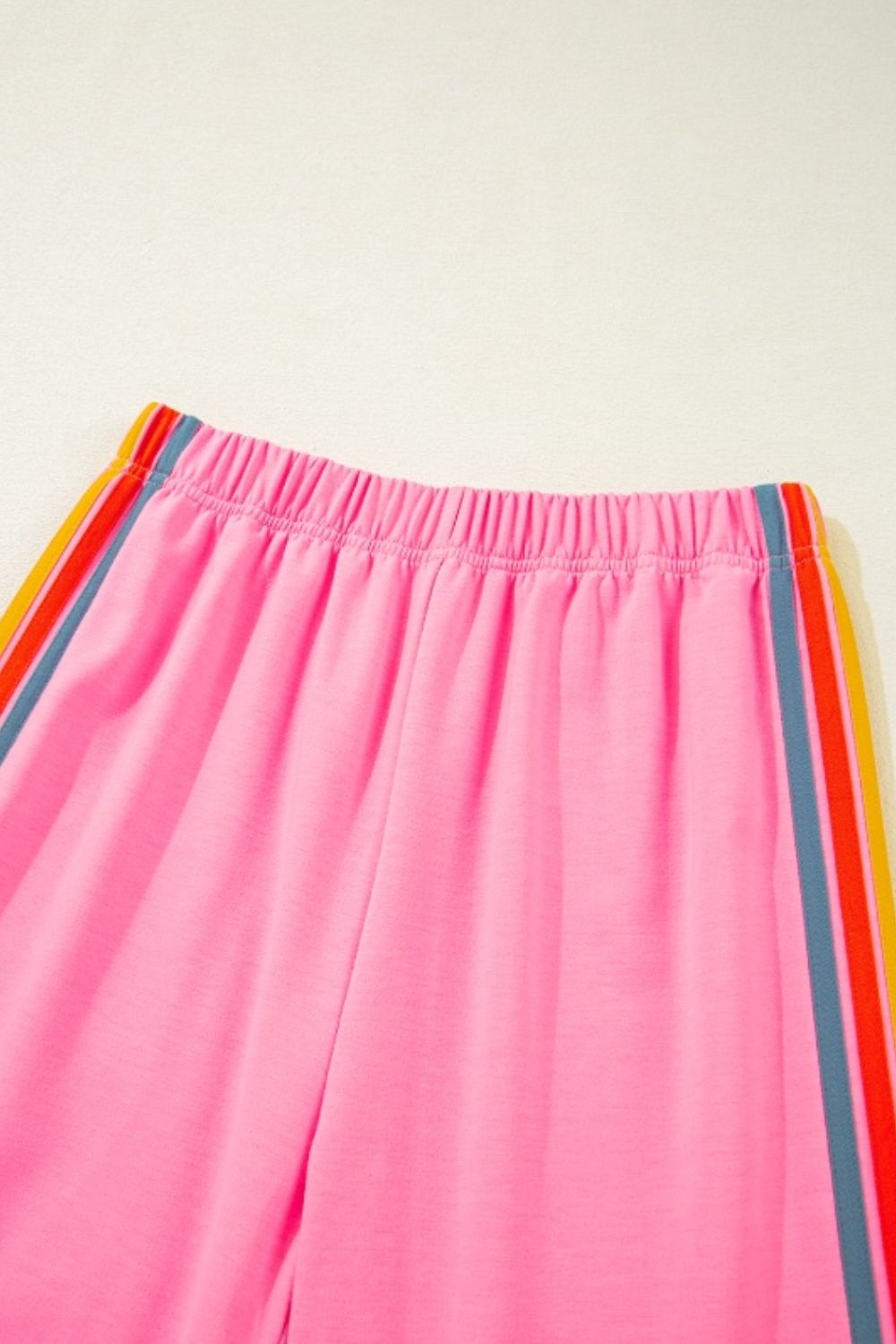Contrast striped elastic waist active pants, slightly stretchy.