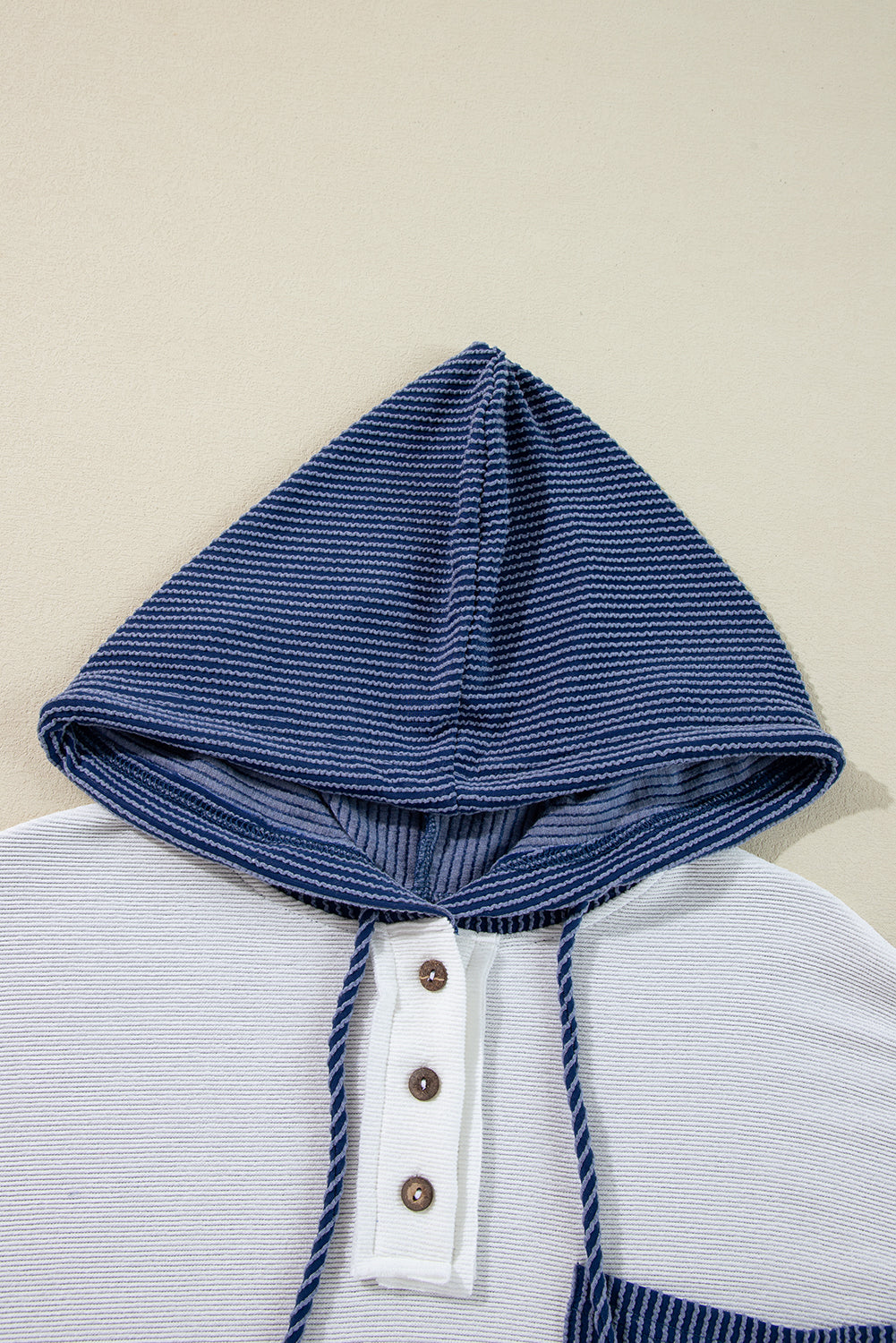 Corded color block drawstring hoodie with pockets.