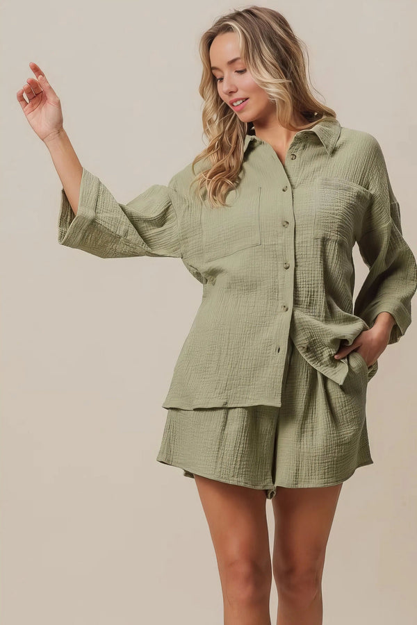 crinkle gauze shirt and short set lightweight, comfortable women's summer outfit, airy two-piece set, casual crinkle fabric, relaxed fit top and shorts, ideal for warm weather