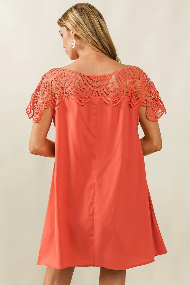 Bibi Crochet Lace Yoke Detailed Wrinkled Dress.