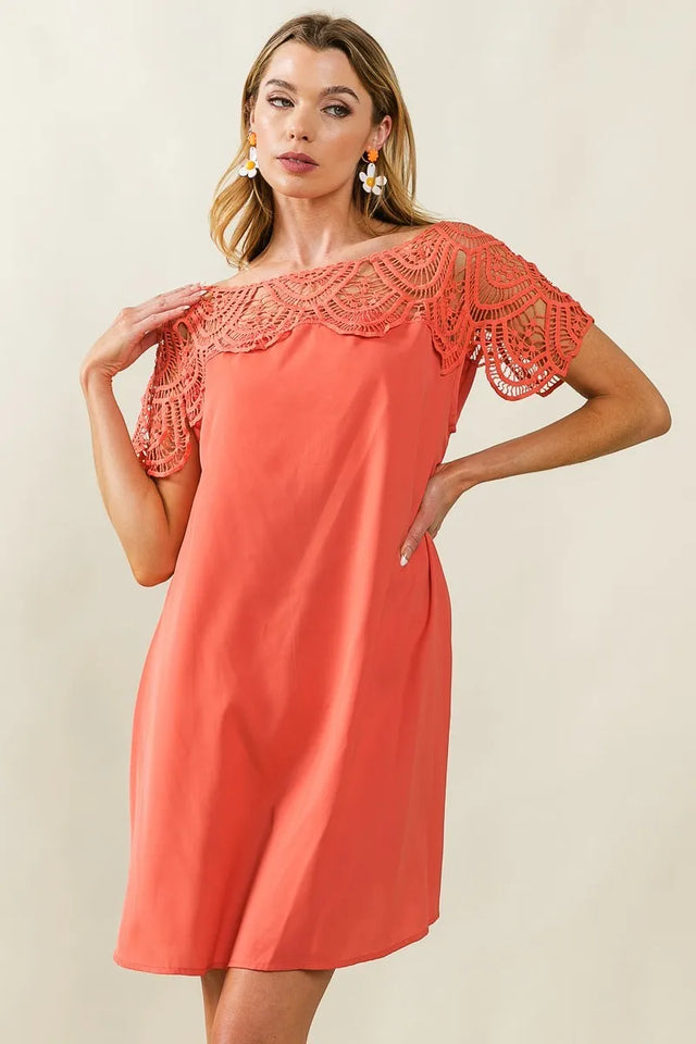 Bibi Crochet Lace Yoke Detailed Wrinkled Dress.