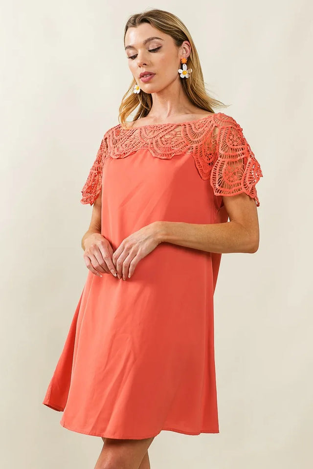 Bibi Crochet Lace Yoke Detailed Wrinkled Dress.