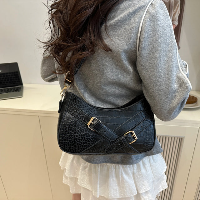 Small PU leather crocodile pattern underarm shoulder bag.