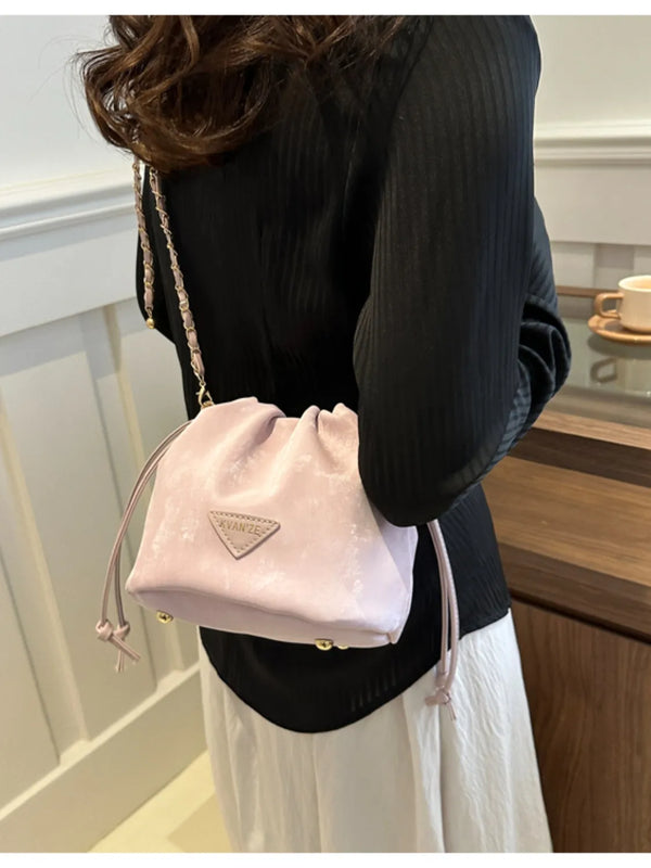 Small PU leather drawstring chain strap bucket bag.