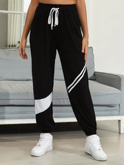 Drawstring contrast joggers with pockets, opaque.