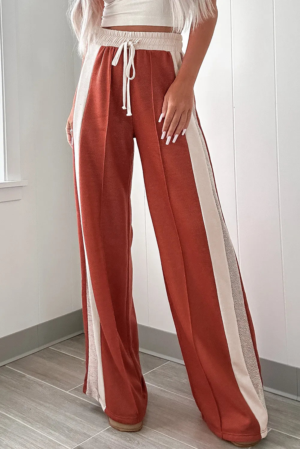 Drawstring contrast wide leg pants, opaque.