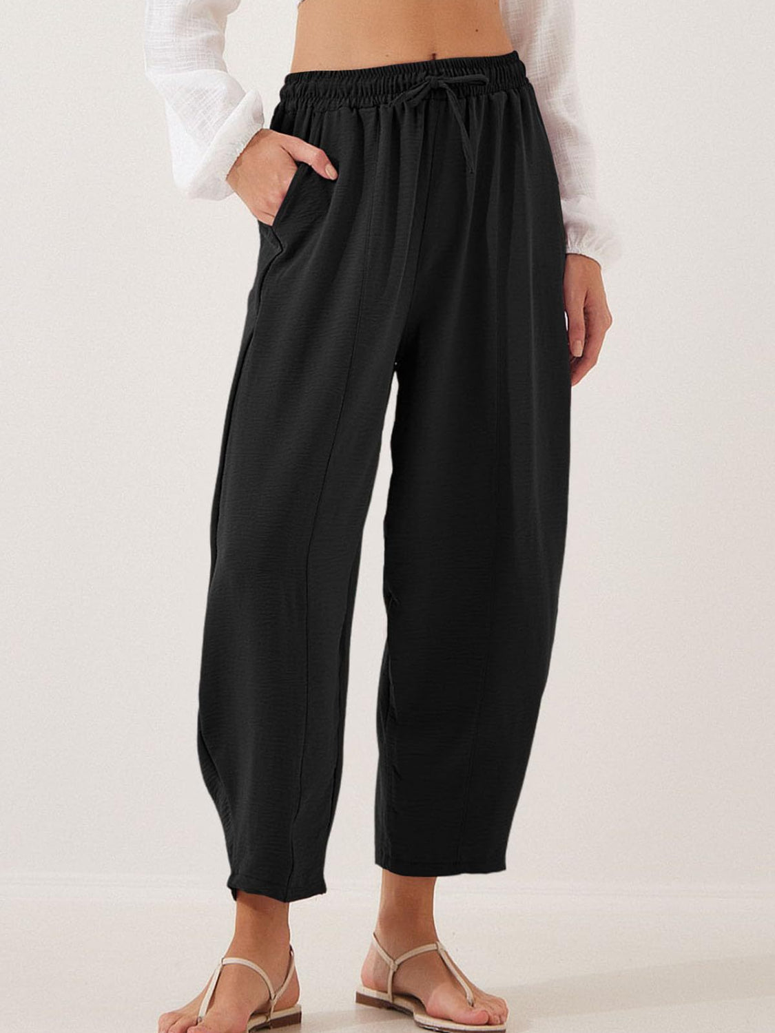 Drawstring cropped jogger pants plus size with pockets, opaque.
