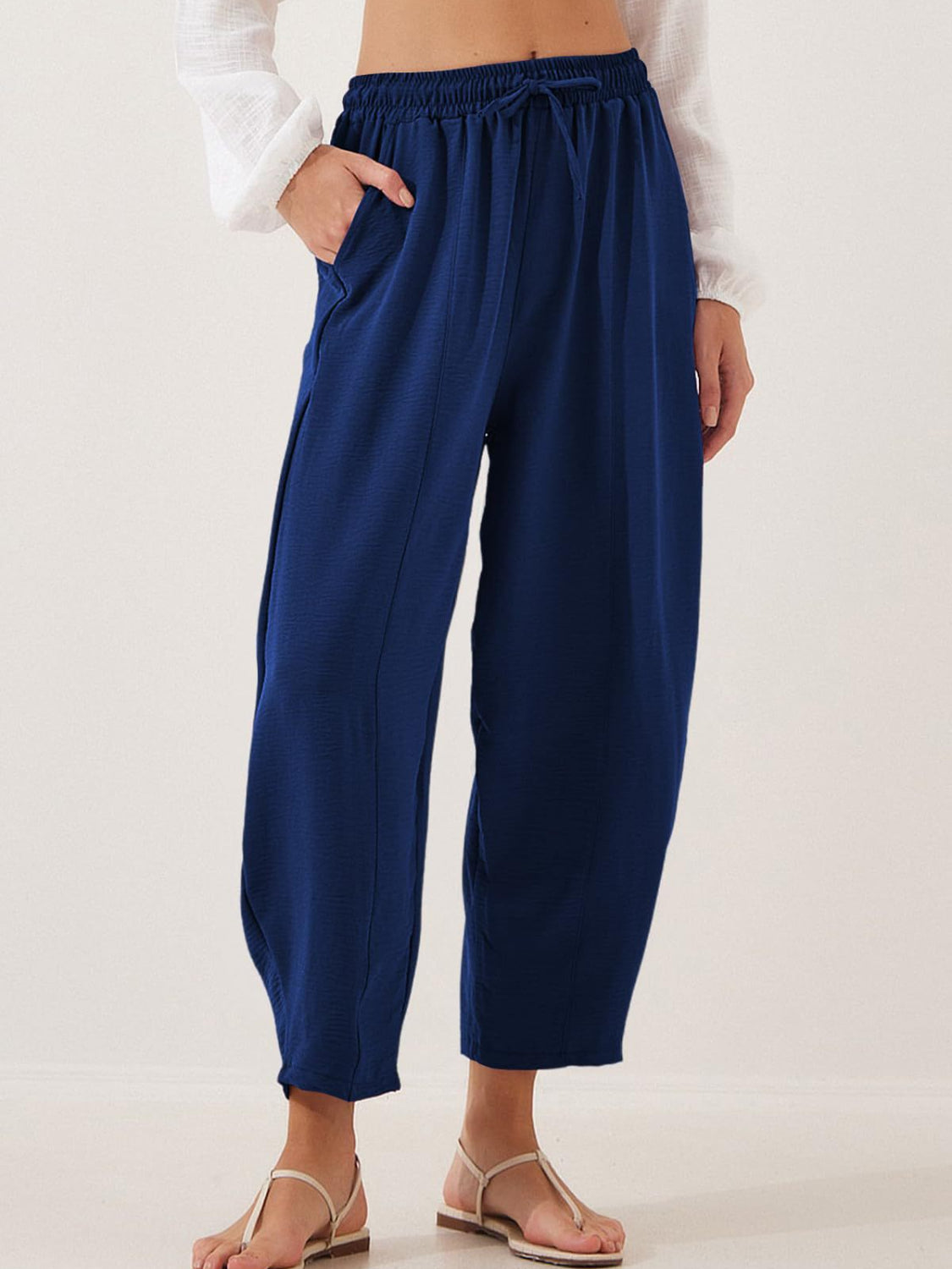 Drawstring cropped jogger pants plus size with pockets, opaque.