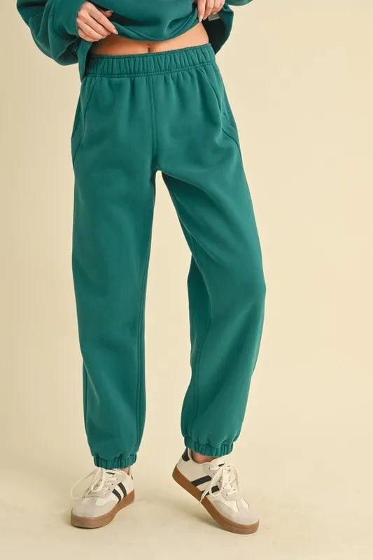 Drawstring elastic waist joggers with pockets, oversized.