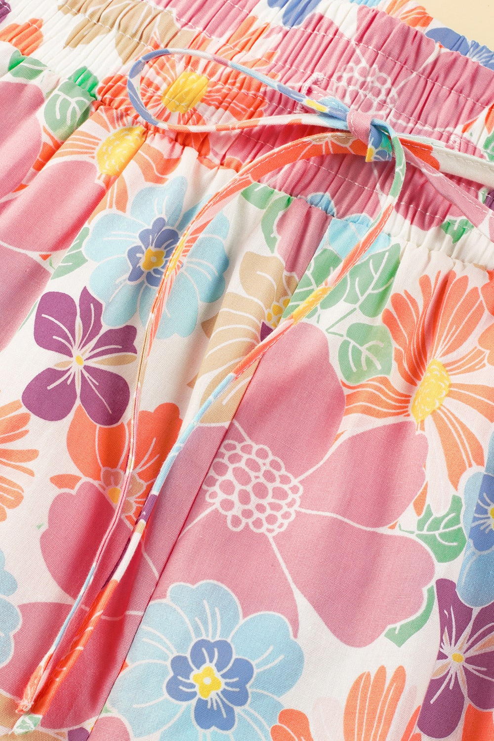 Drawstring high waist printed wide leg pants, opaque.