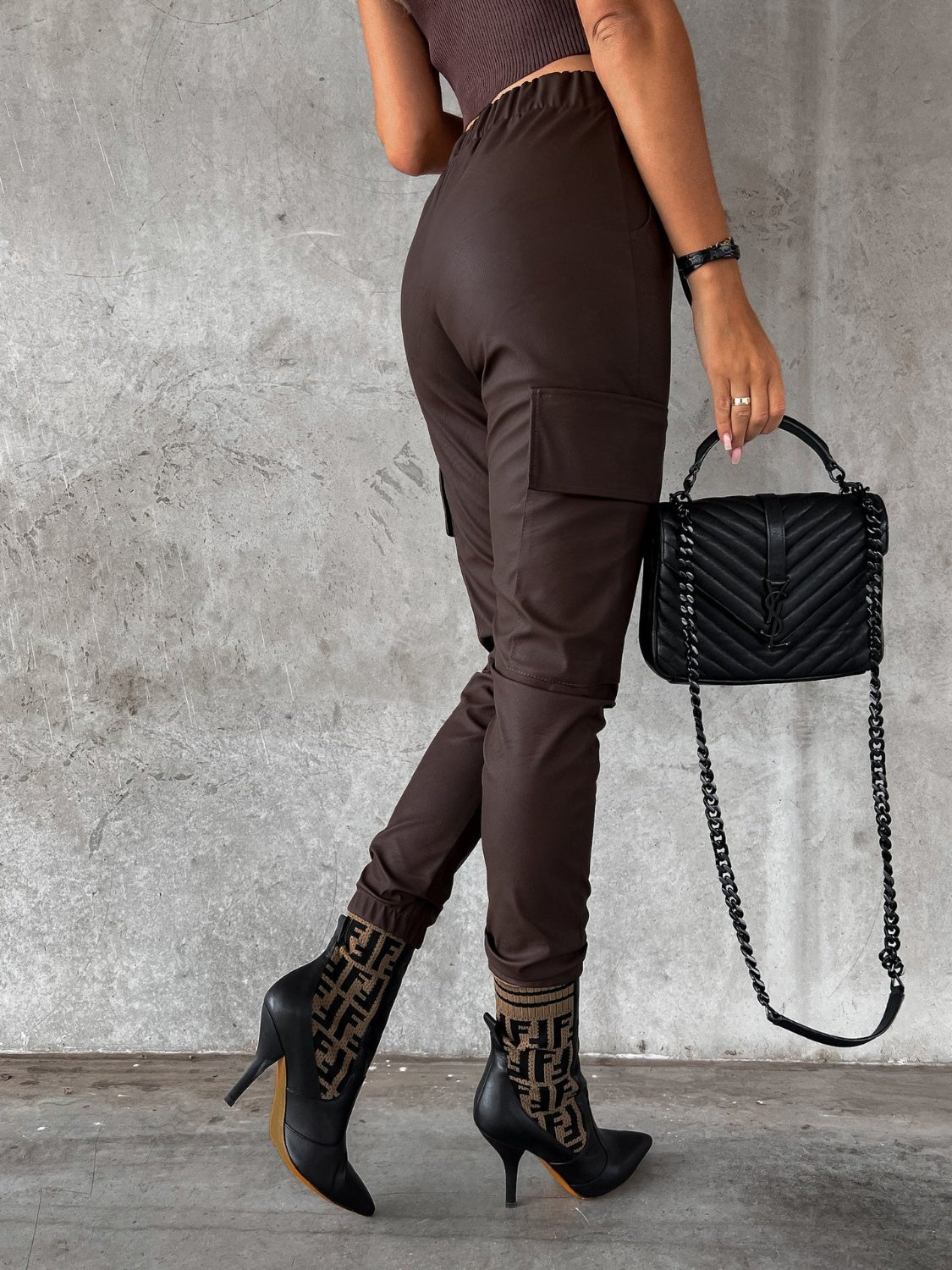 Drawstring pants with pockets, opaque.