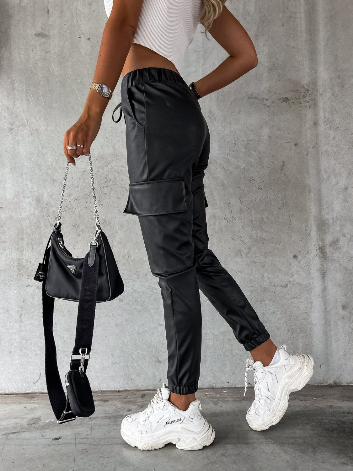 Drawstring pants with pockets, opaque.