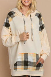 Drawstring plaid long sleeve hoodie with pockets.