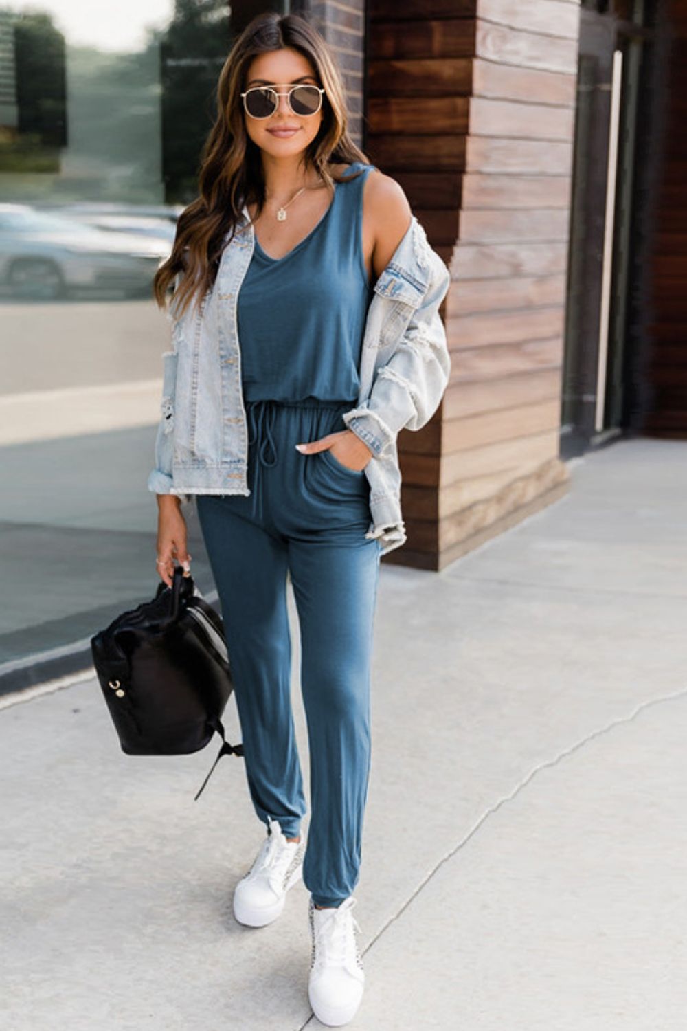 Drawstring Round Neck Sleeveless Jumpsuit with Pockets.