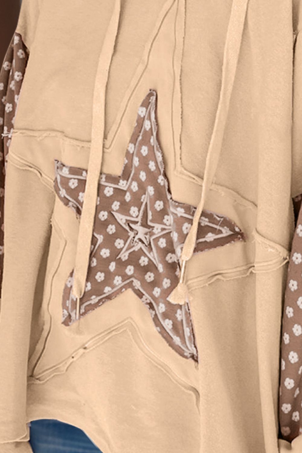 Drawstring star long sleeve hoodie.