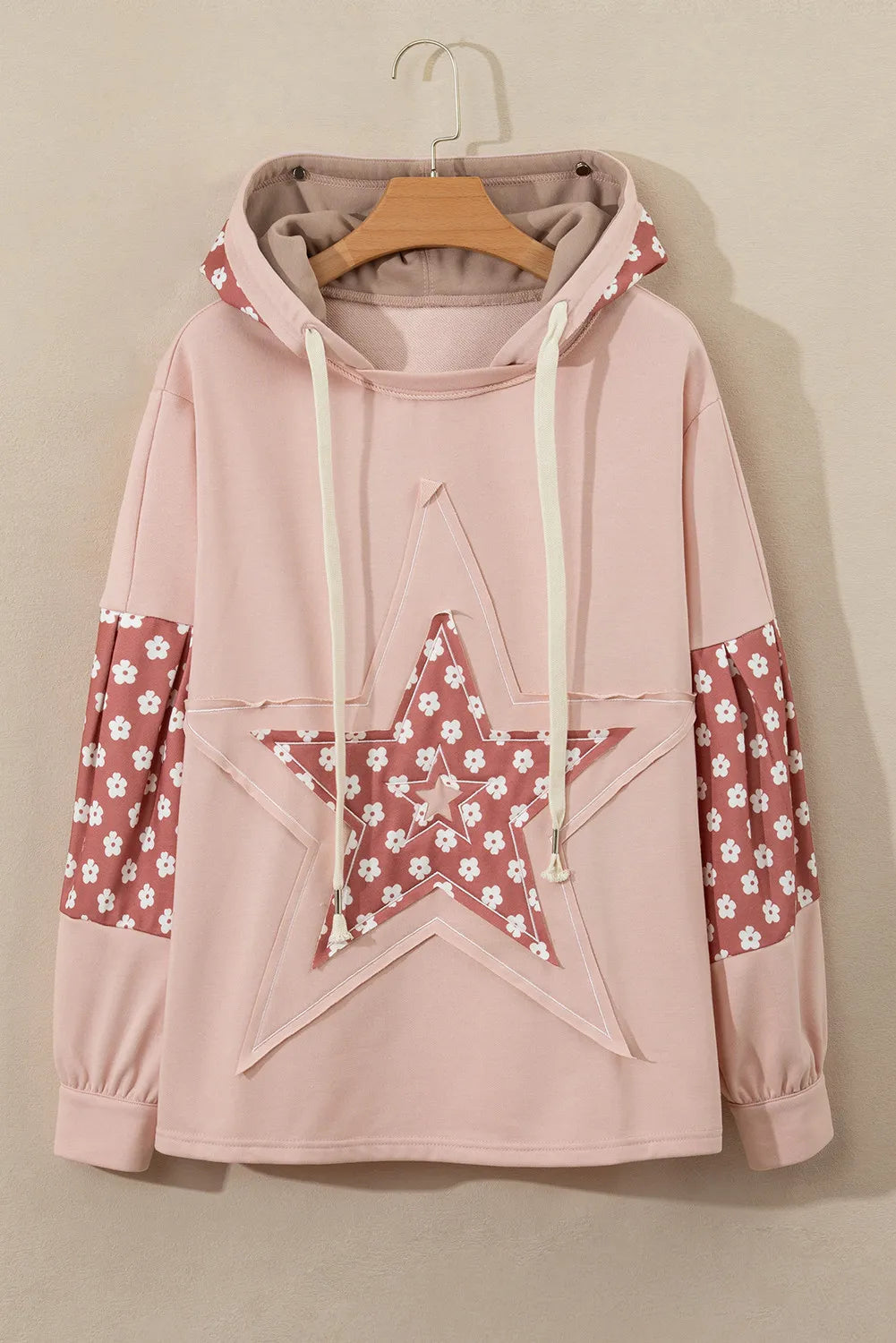 Drawstring star long sleeve hoodie.