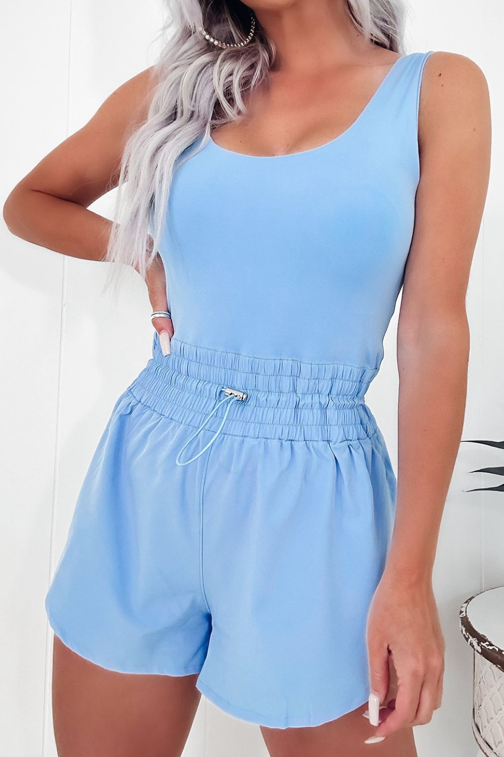 Drawstring Waist Scoop Neck Romper.