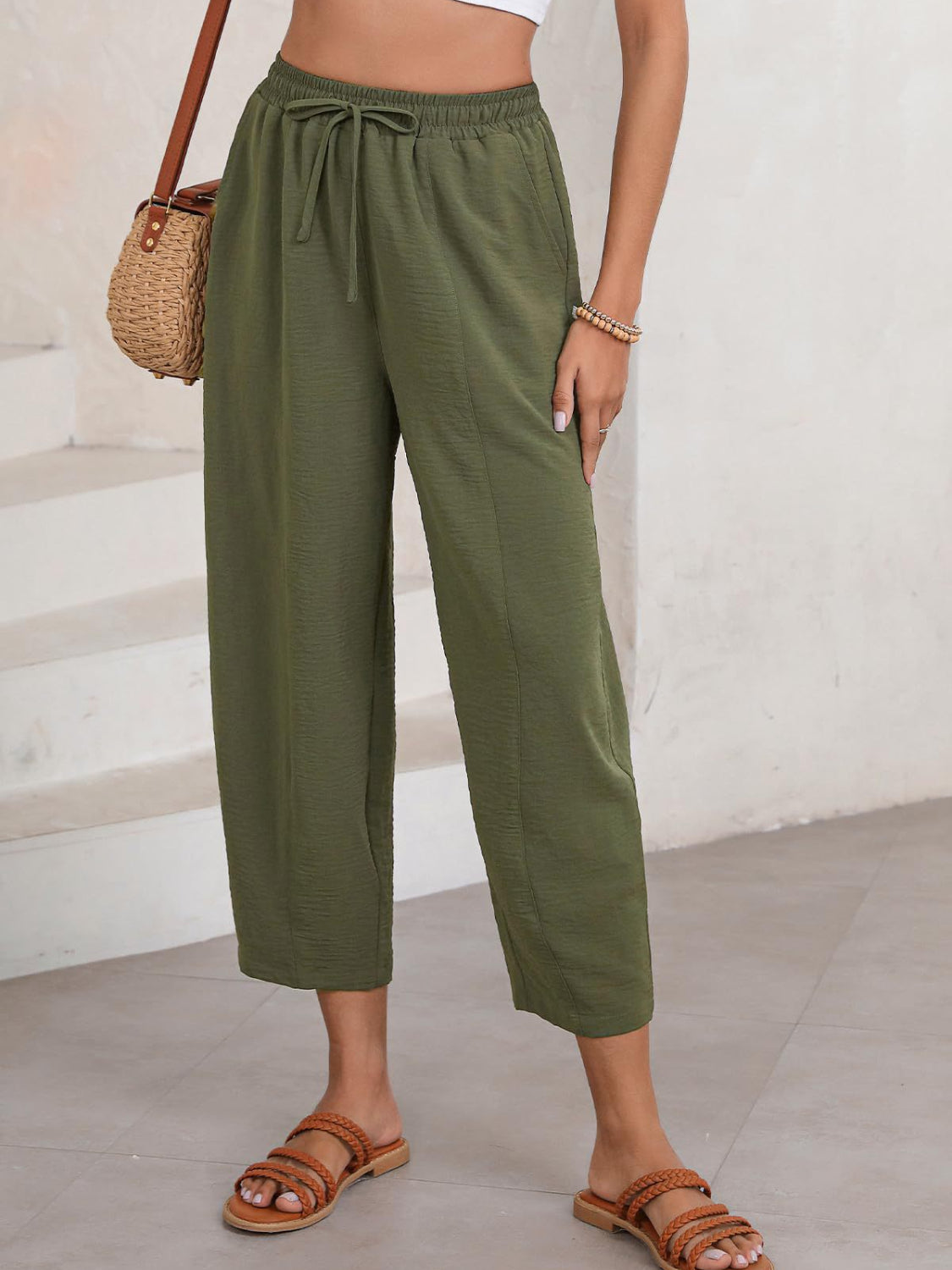 Drawtising cropped jogger pants plus size with pockets, opaque.