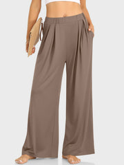 Elastic waist wide leg pants, opaque.