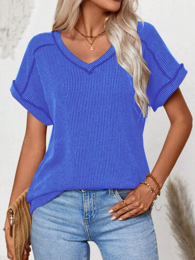 Exposed seam V-neck short sleeve top.