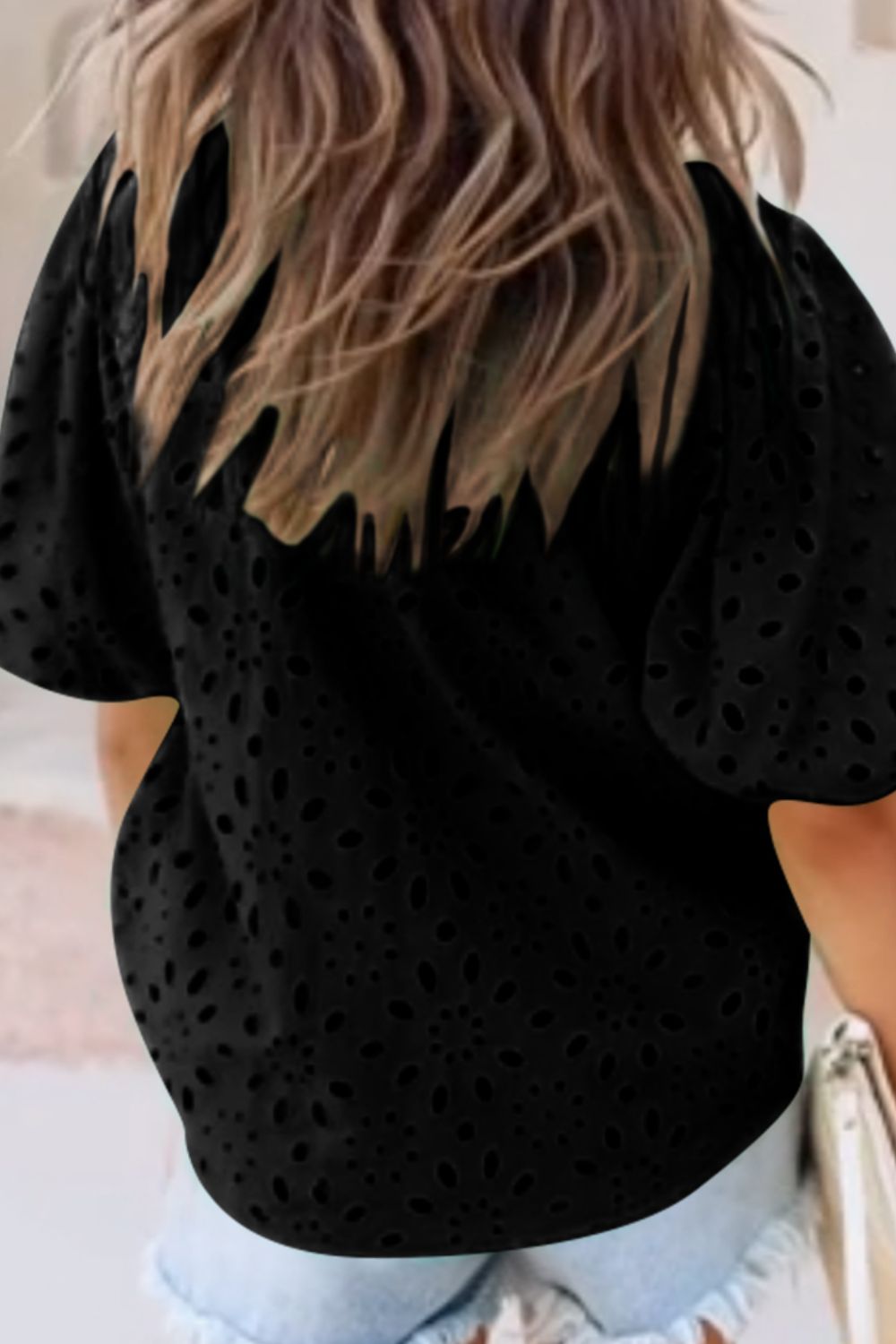 Eyelet button-up half sleeve blouse.