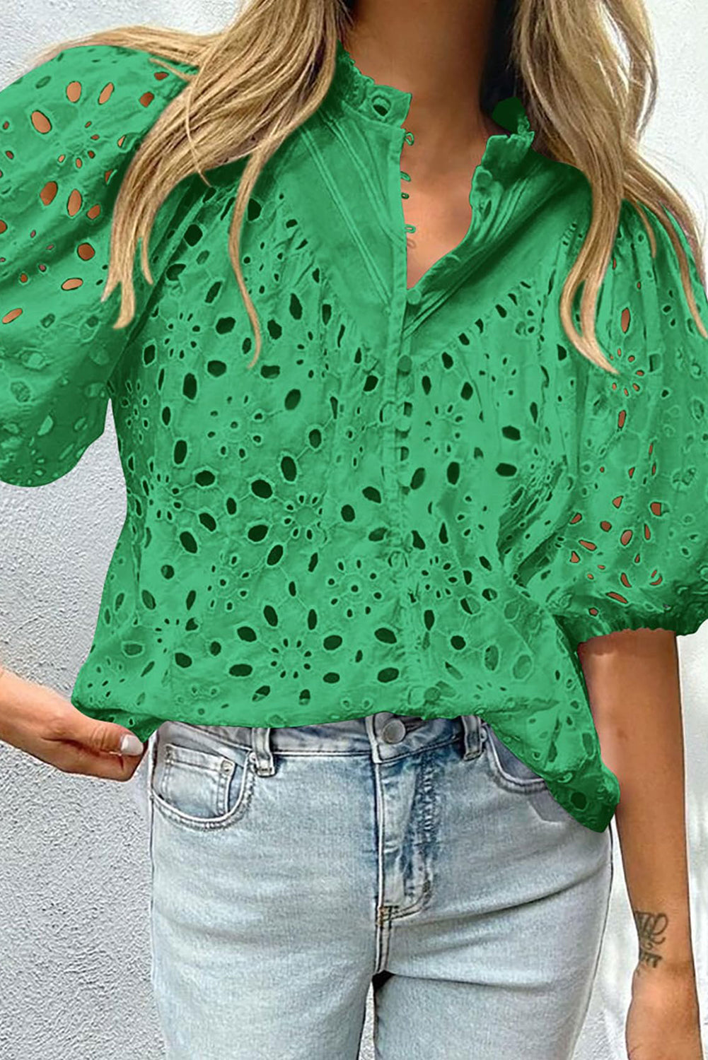 Eyelet button-up half sleeve blouse.