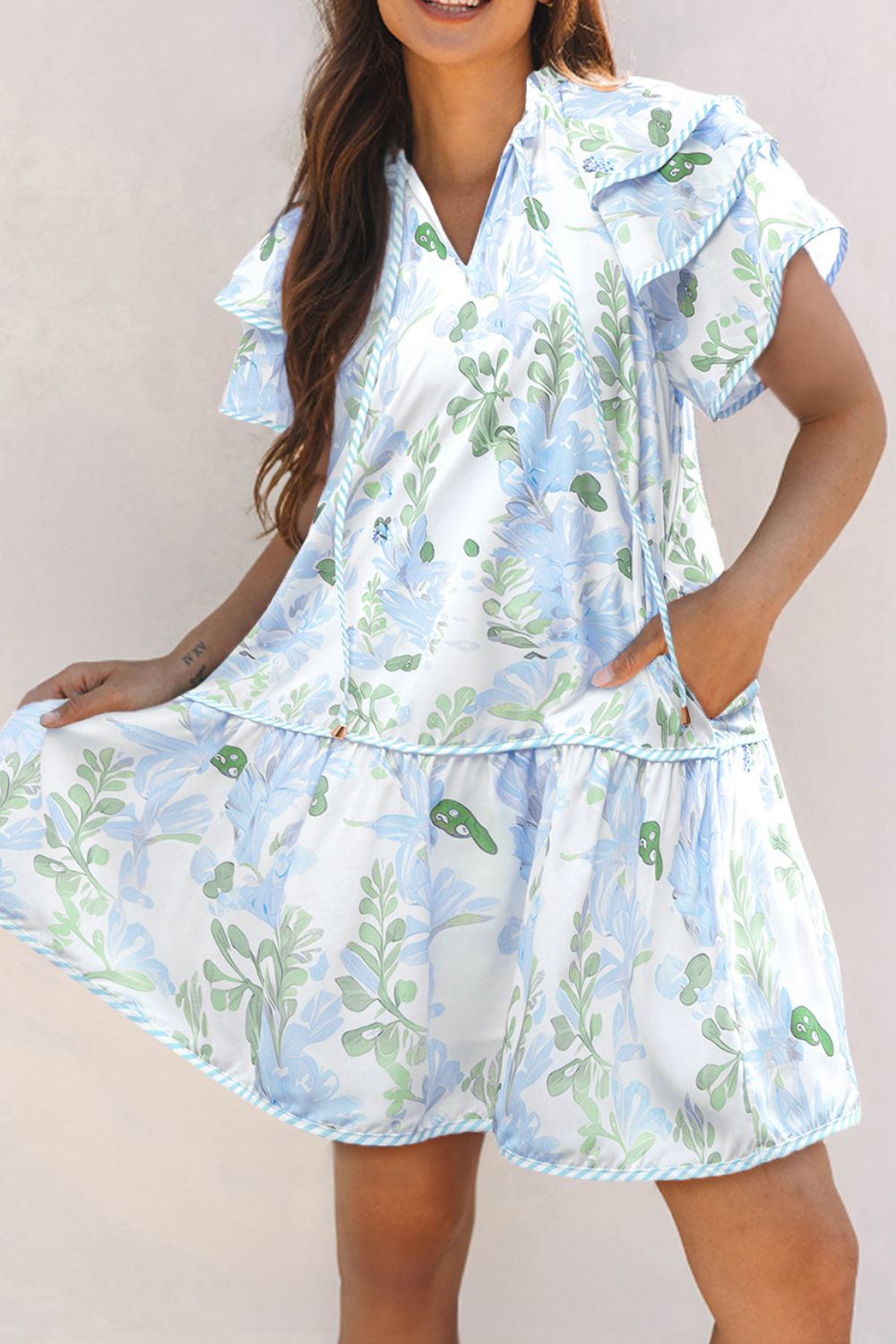 Floral Contrast Edge Layered Short Sleeve Mini Dress.