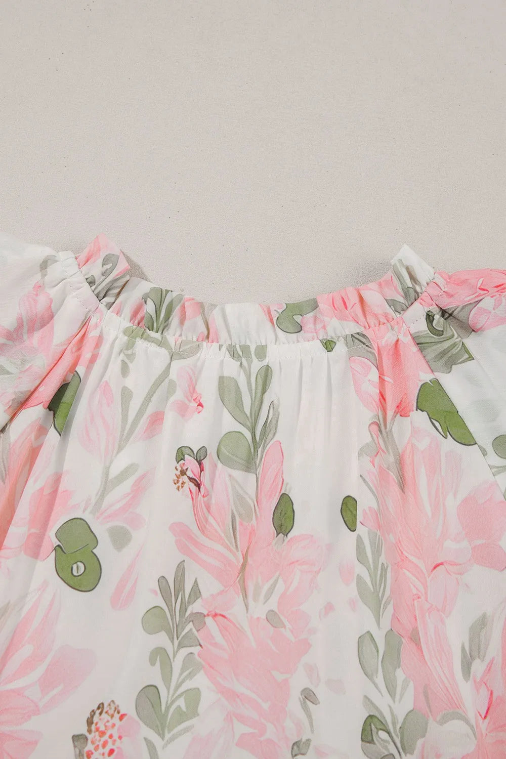 Floral Contrast Edge Layered Short Sleeve Mini Dress.