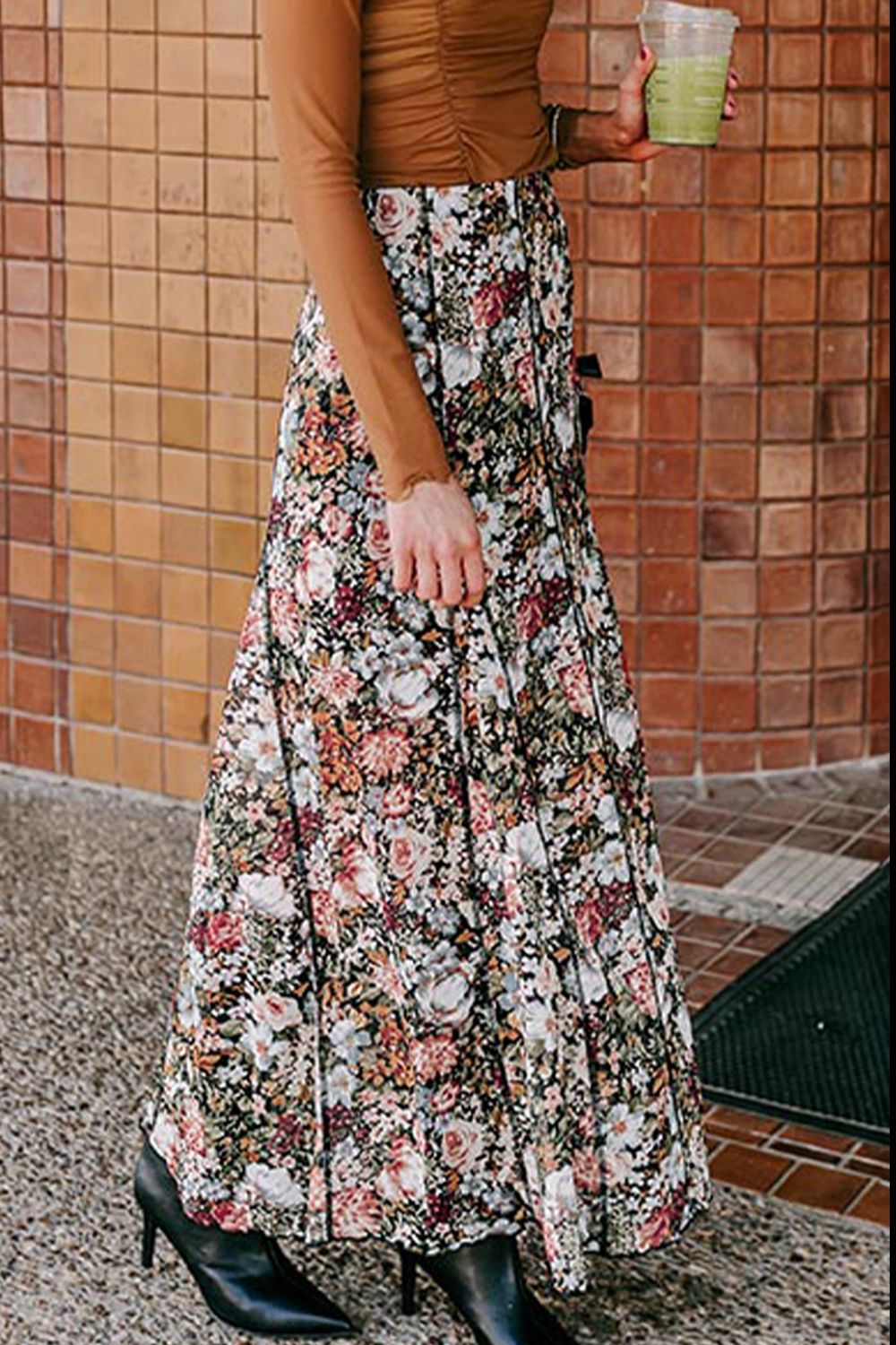 Floral Elastic Waist Maxi Skirt.
