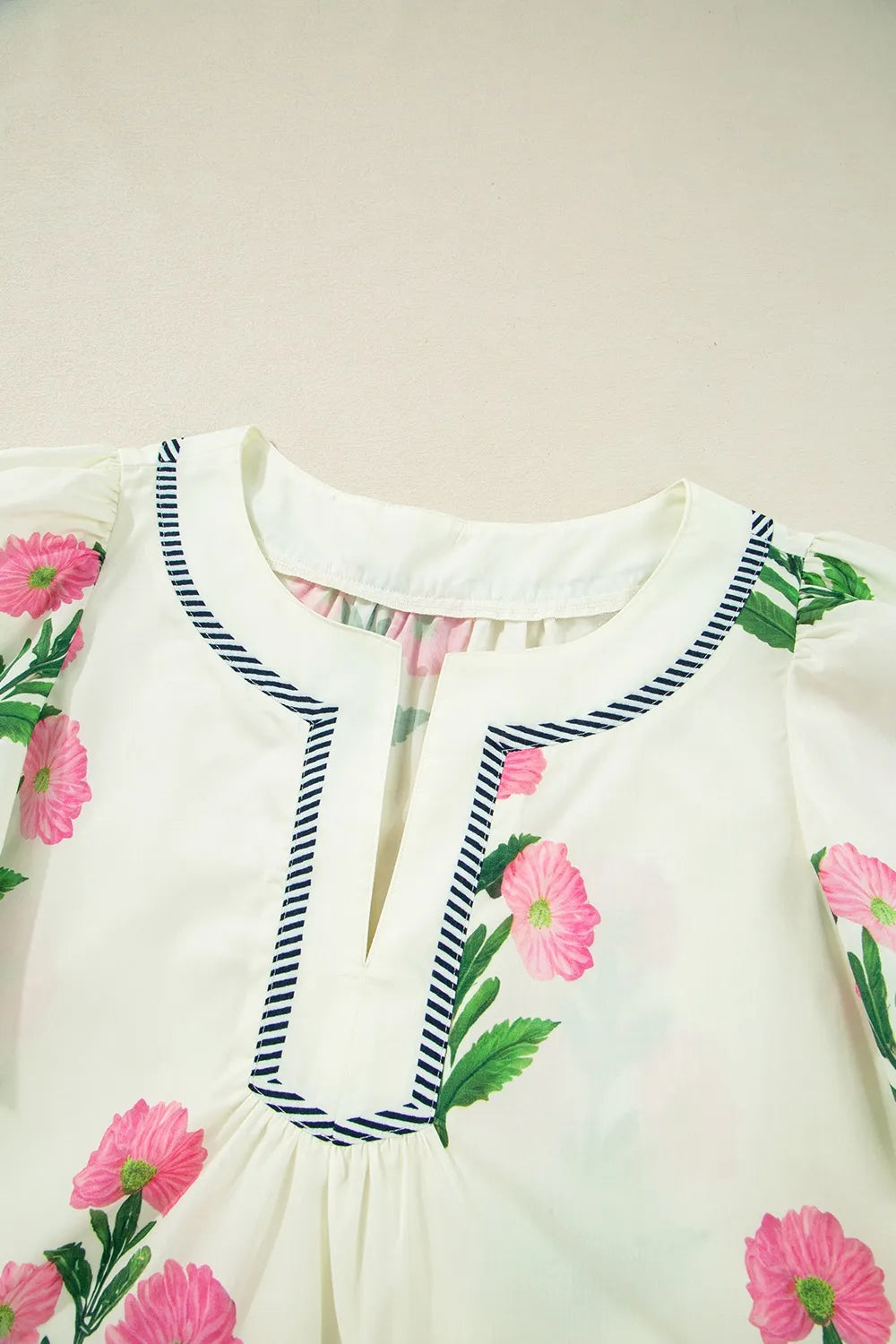 Floral Print Flutter Sleeve Summer Mini Dress.