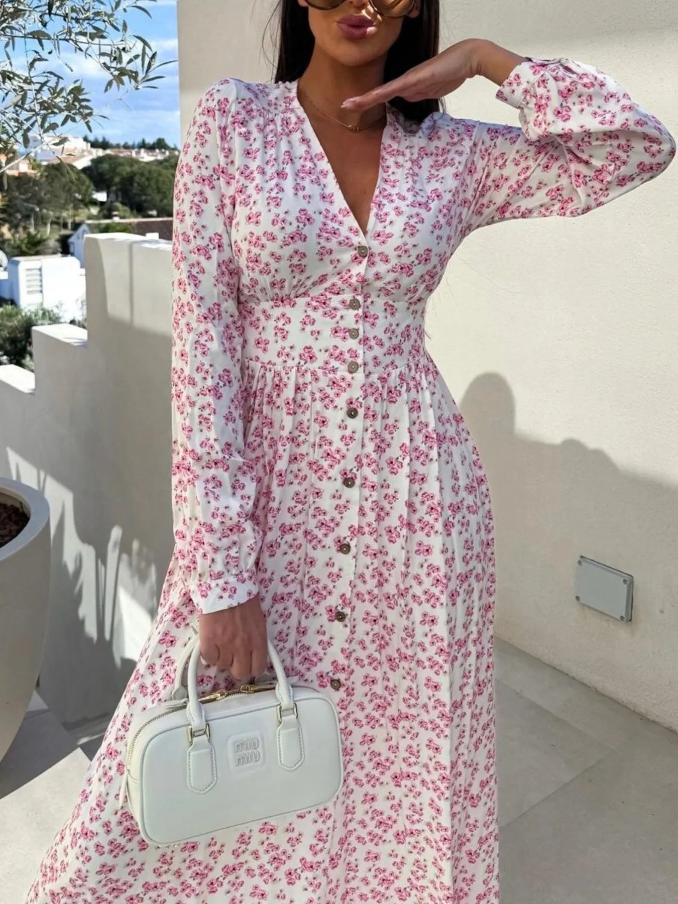 Floral Print Long Sleeve V-Neck Dress.