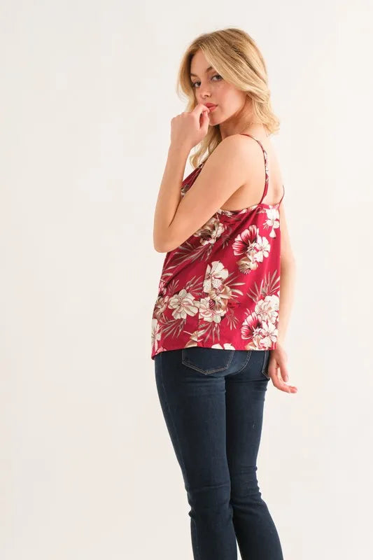 Floral printed casual tank top, slightly stretchy.