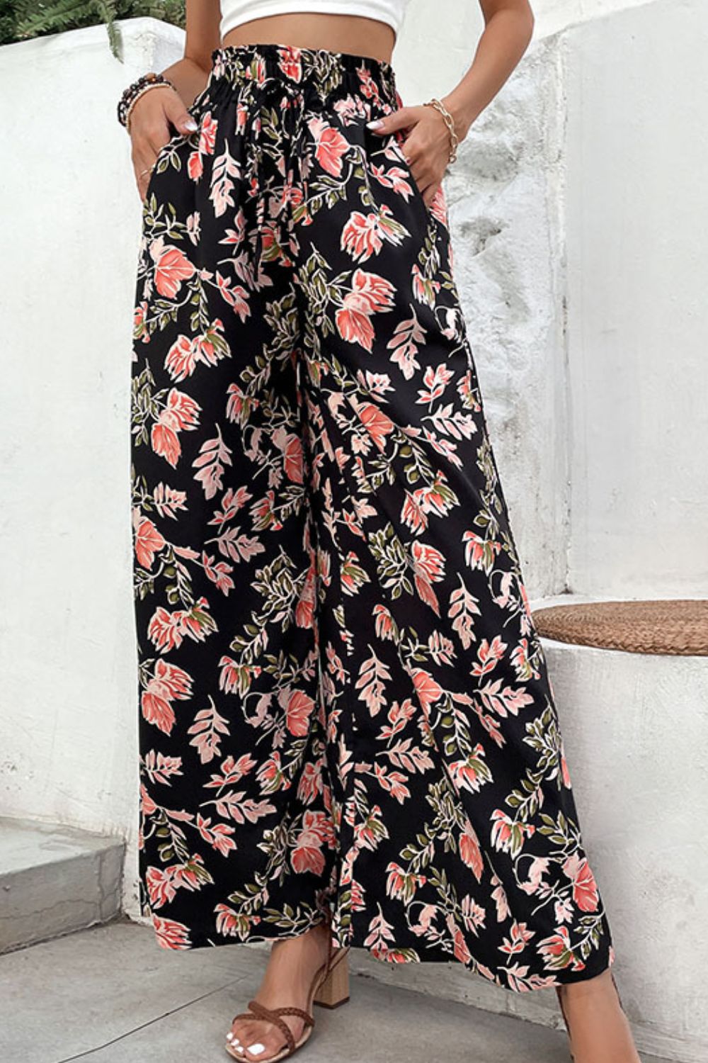 Floral pull-on wide leg pants, casual style.