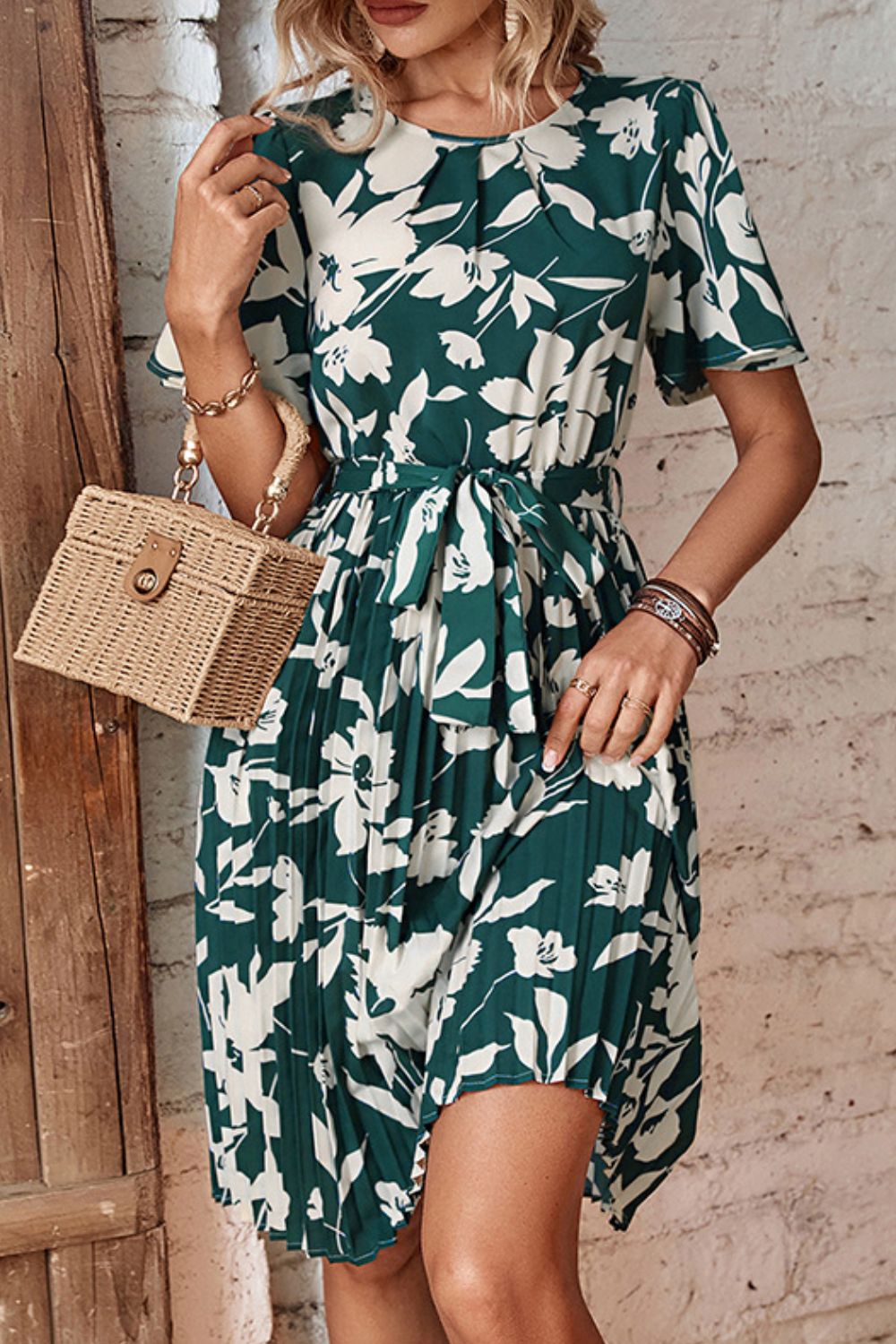 Perfee Floral Round Neck Tie Belt Pleated Dress.
