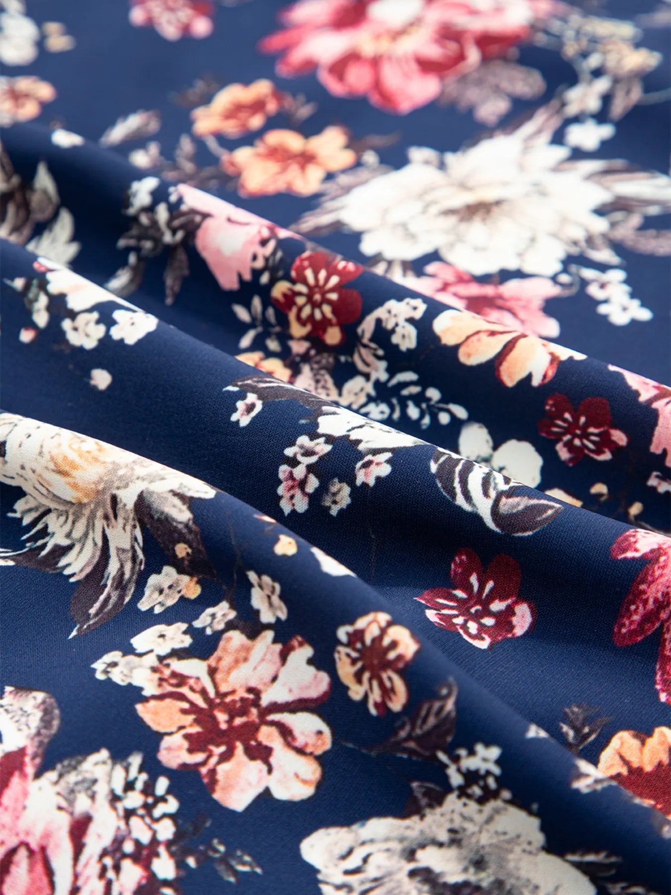 Floral Short Sleeve Scoop Neck Casual Blouse.