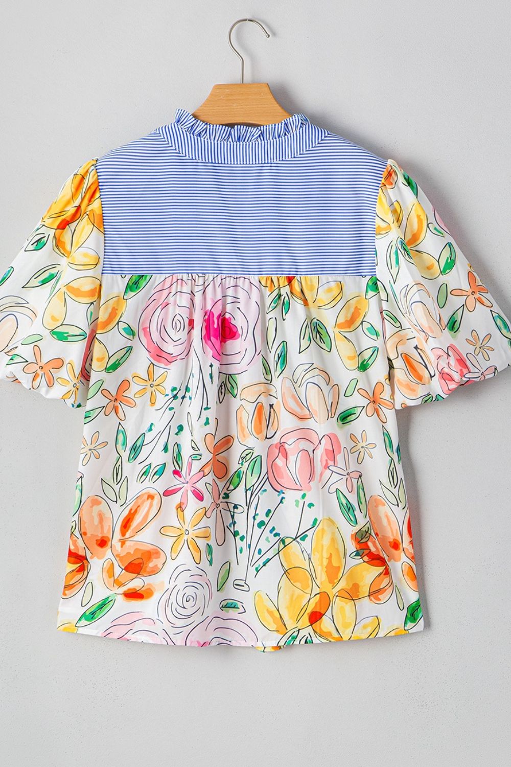 Floral striped yoke frilled tie neck puff short sleeve blouse.