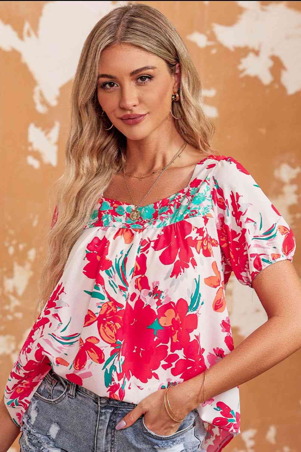 Floral tie back square neck blouse.
