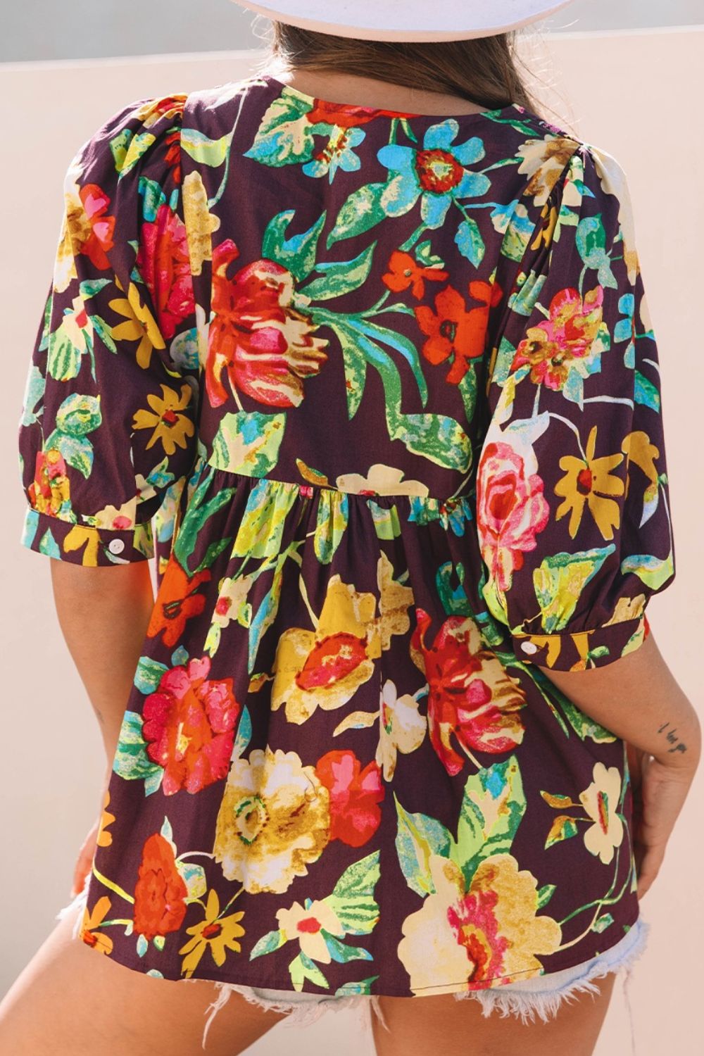 Flower embroidered trim half sleeve blouse.