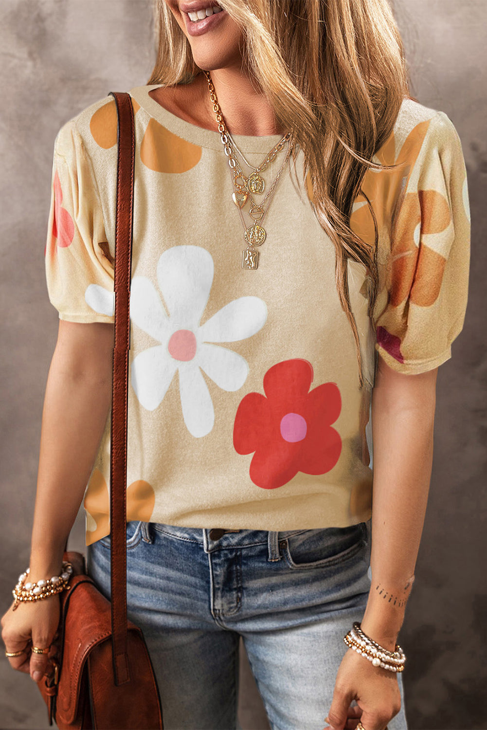 Flower round neck short sleeve blouse.