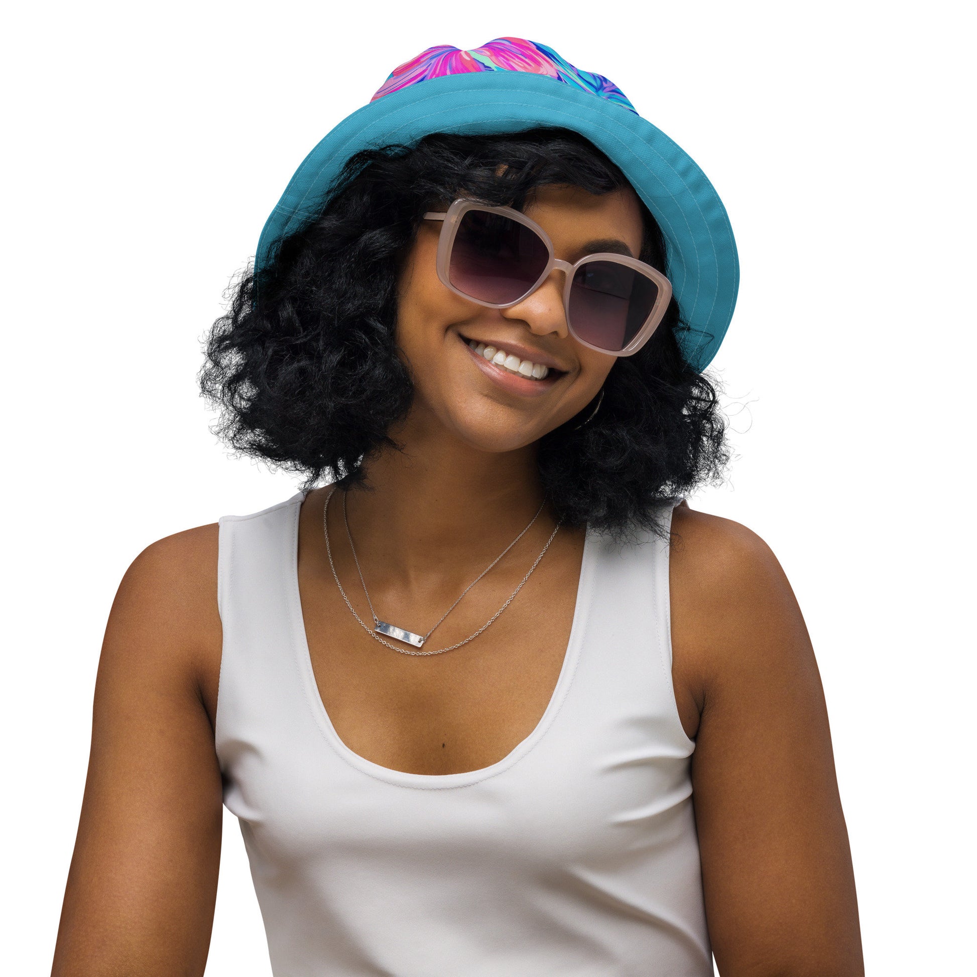Freyja I Reversible Bucket Hat