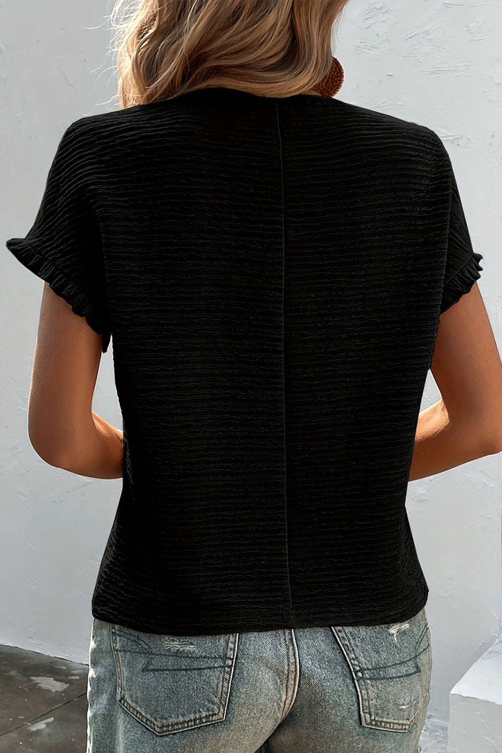 Frill round neck cap sleeve blouse.