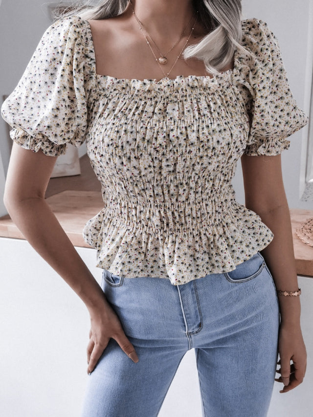 Frill smocked square neck short sleeve blouse.
