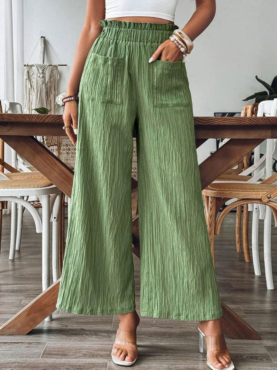 Frill wide leg pants with pockets, opaque.