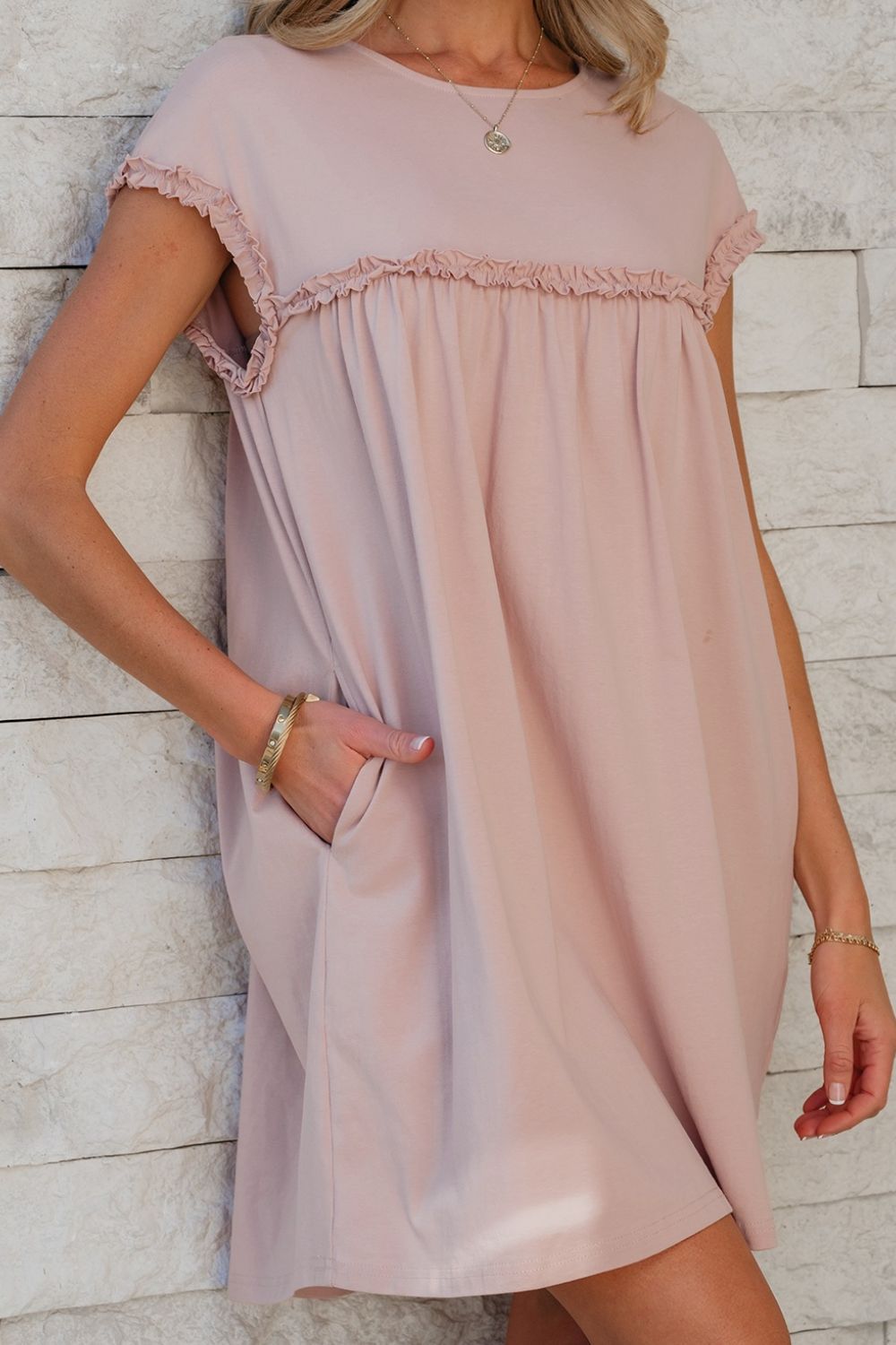 Frilled Trim Crew Neck Cap Sleeve Loose Fit Mini Dress.