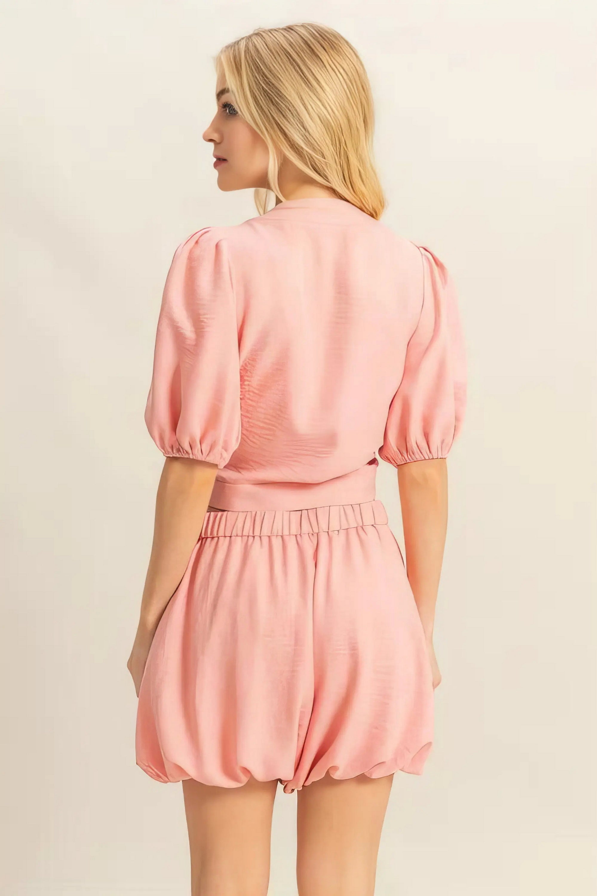 Front tie top and bubble hem shorts set, women's cute summer outfit, trendy two-piece set, feminine front tie detail, playful bubble hem shorts, non-stretch polyester, ideal for sunny days, can be dressed up or down