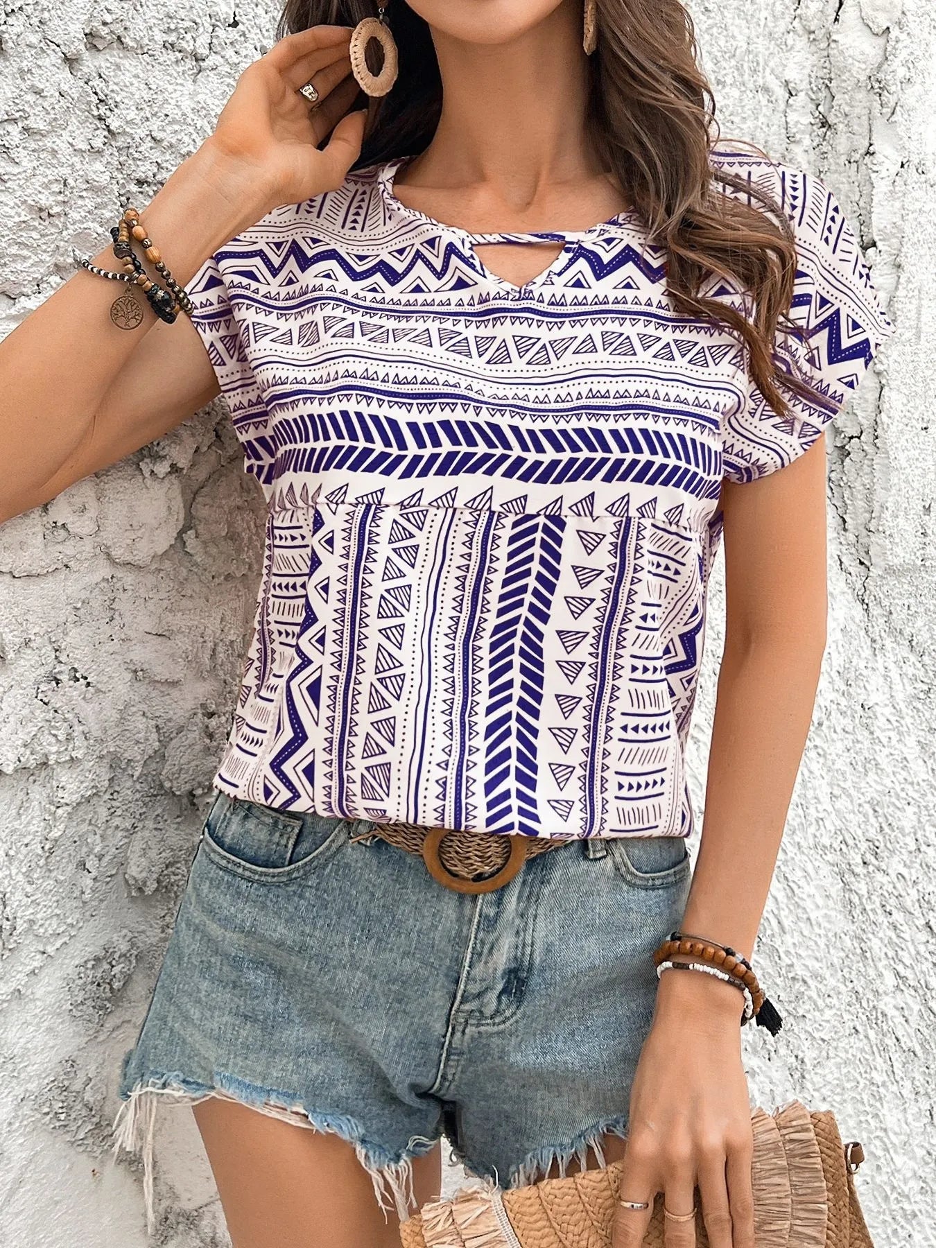 Geometric Print Short Sleeve Blouse.