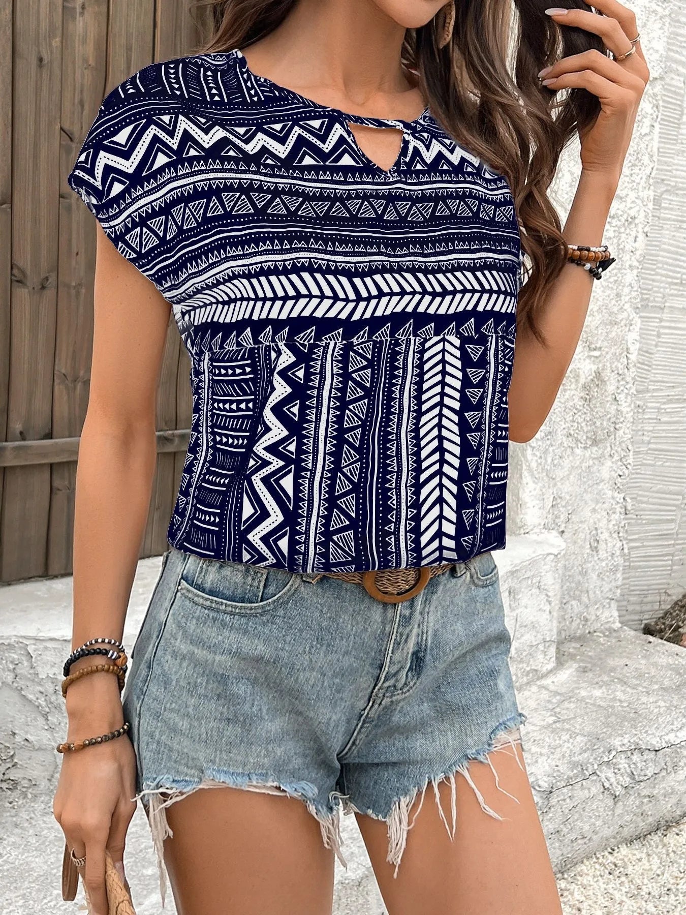 Geometric Print Short Sleeve Blouse.